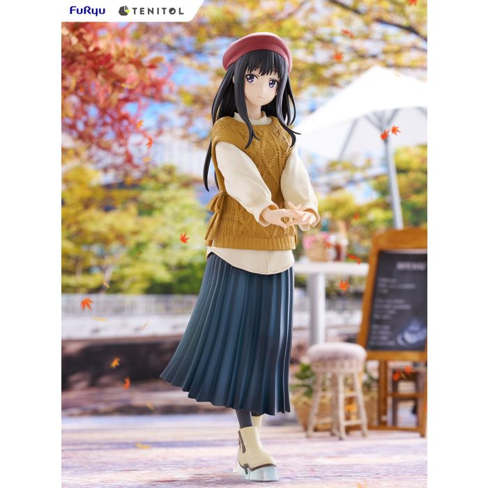 Takina Inoue Winter Outfit
