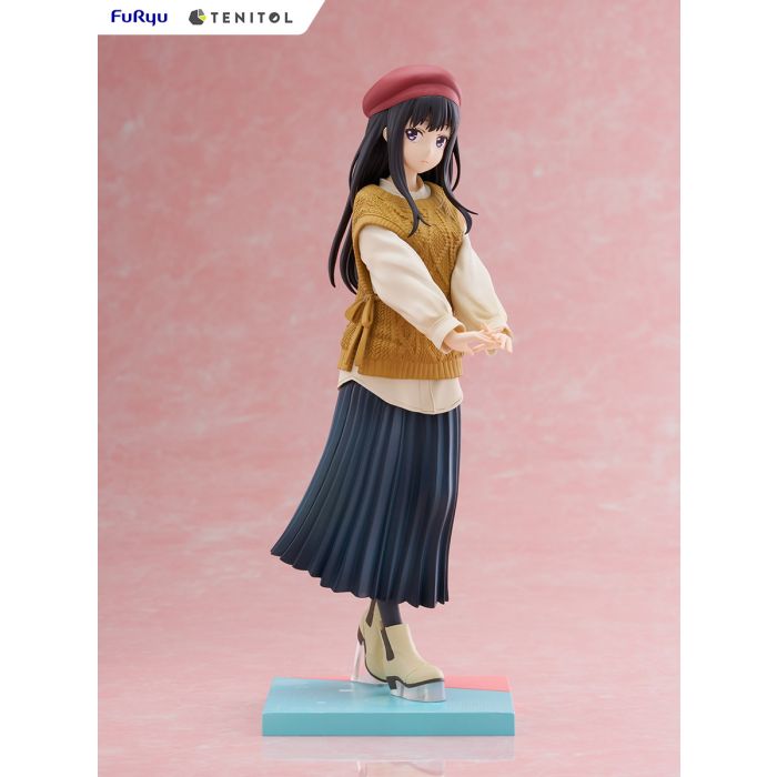 Takina Inoue Winter Outfit